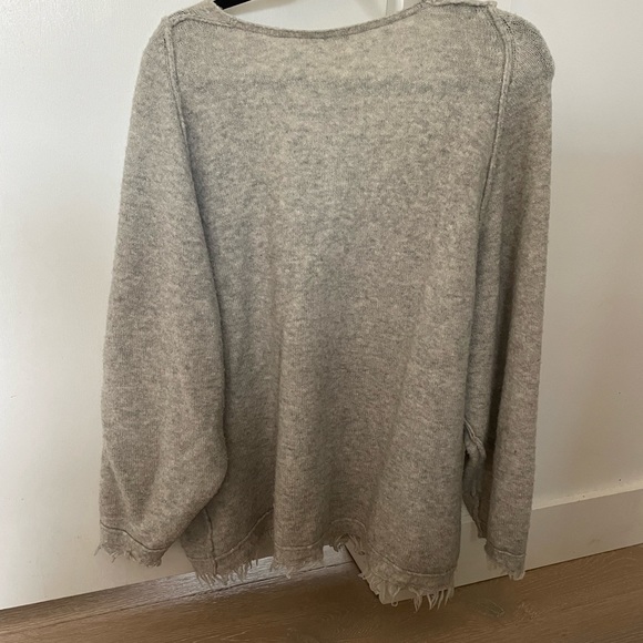 Free People sweater - Picture 2 of 5